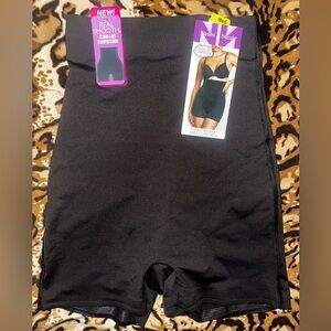 ✨NEW✨ Naomi & Nicole Real Smooth High-Waist Shaping Boyshort—Black